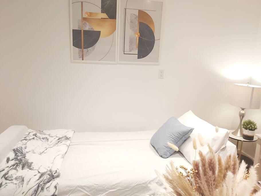 Holiday home Cozy Suite, Free Wifi , Free Parking Calgary