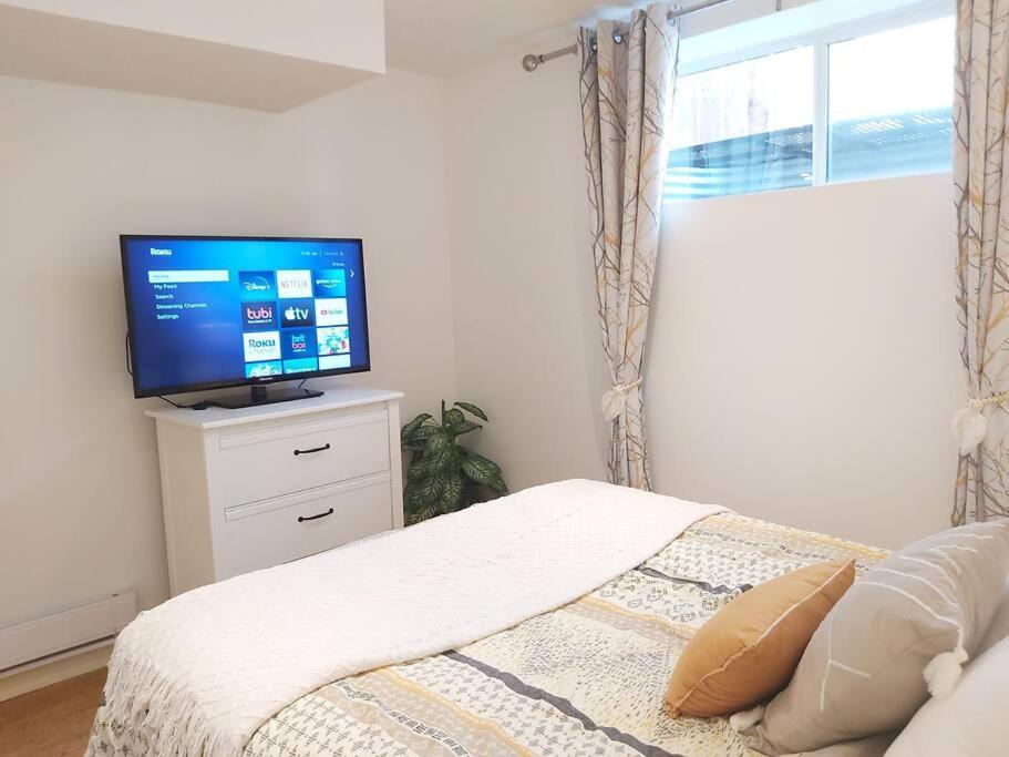 Cozy Suite, Free Wifi , Free Parking Calgary