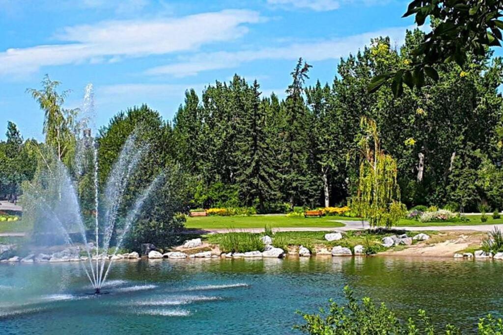 Cozy Suite, Free Wifi , Free Parking * Calgary